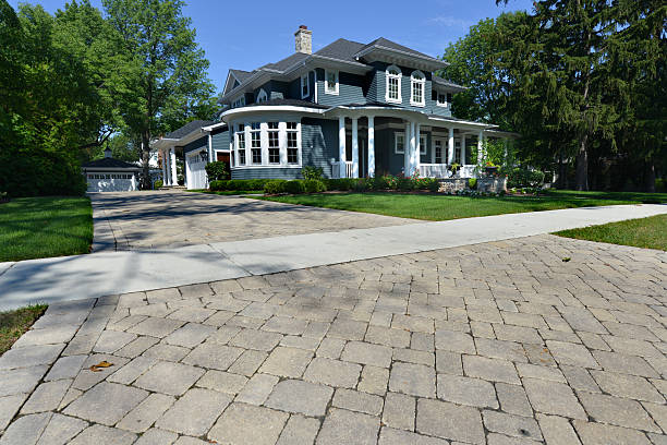 Best Professional Driveway Pavers  in Riverton, WY